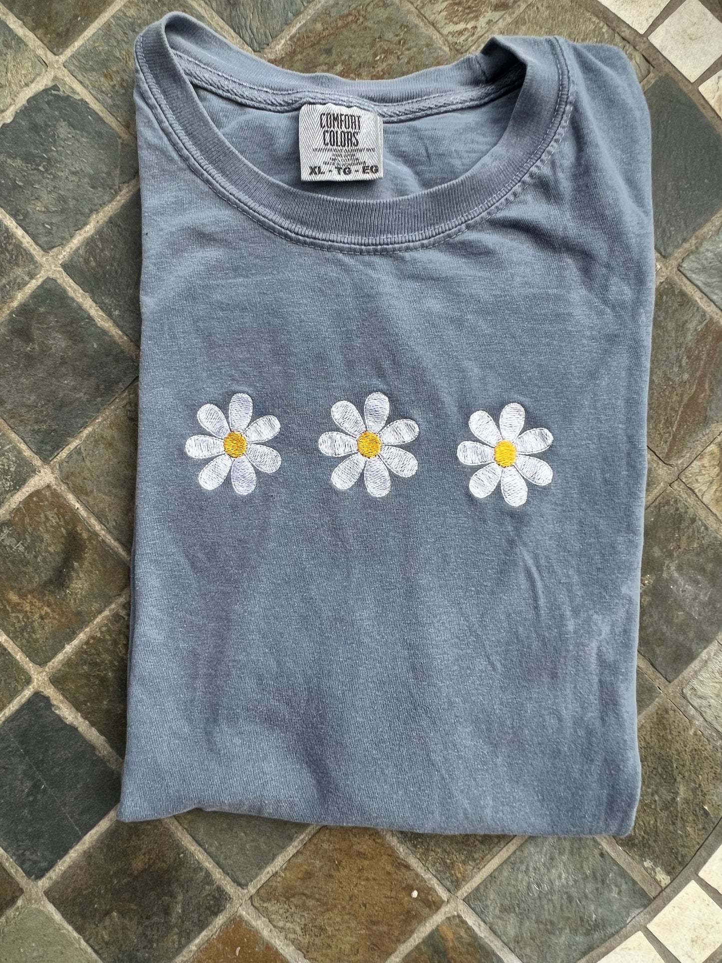Daisies Embroidered T-Shirt